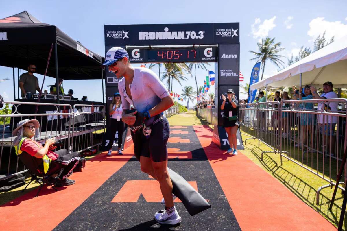 Matheus Martini é o campeão do Ironman 70.3 Porto Rico Best Swimming